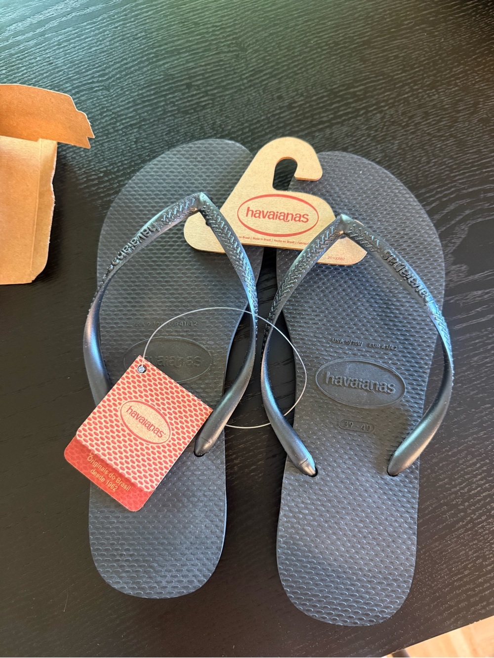 Havaianas Women’s Flip Flops in Black